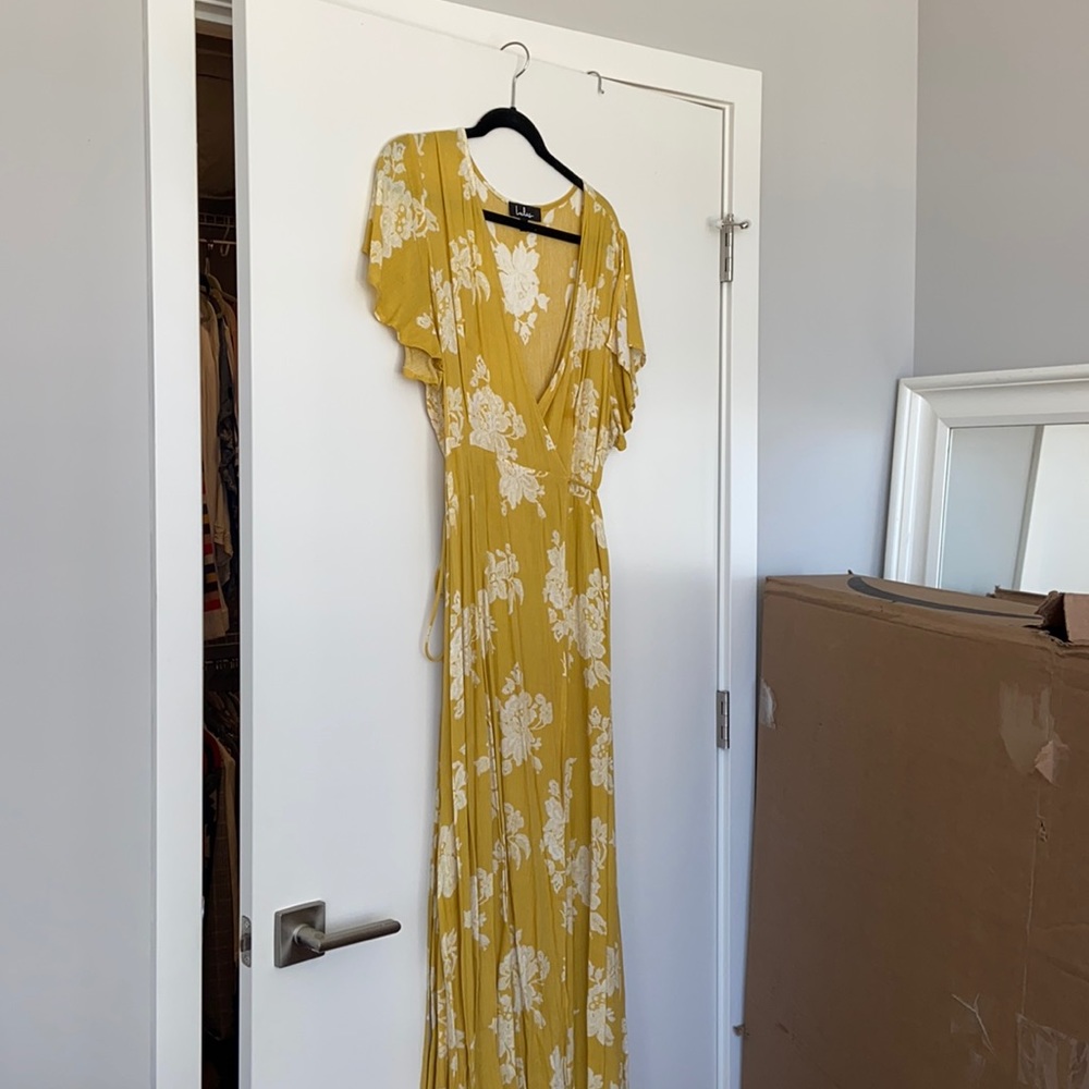 Lulus yellow long floral dress